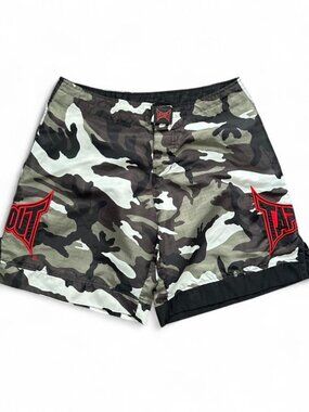 Y2K Tapout Baggy Camo Shorts Trunks Embroidered Ripstop 33x10